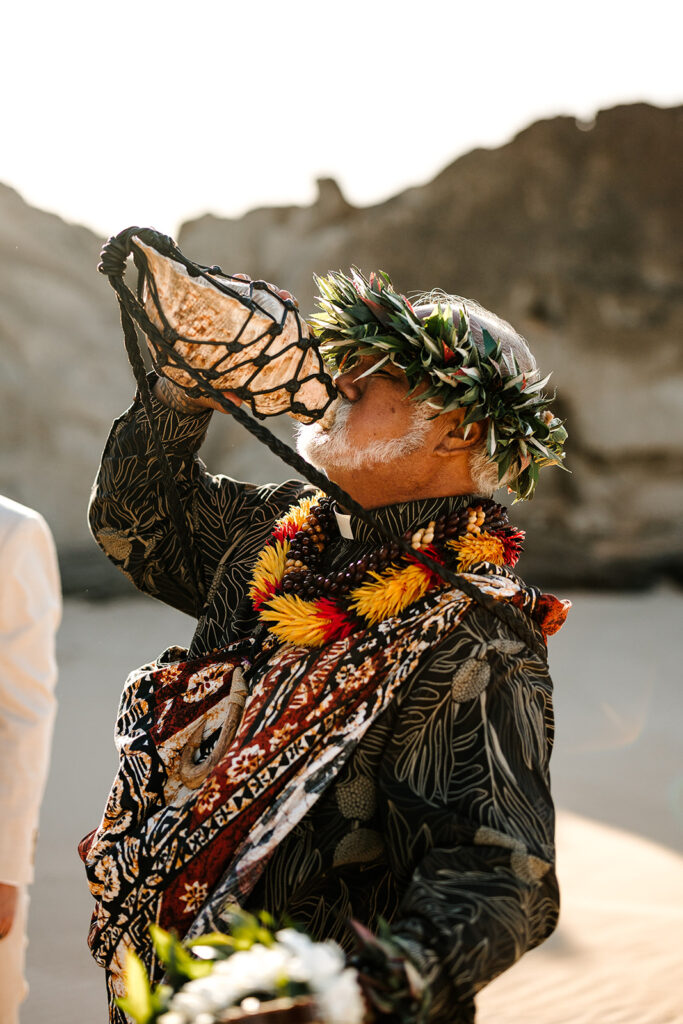 Maui Wedding Officiant Performing