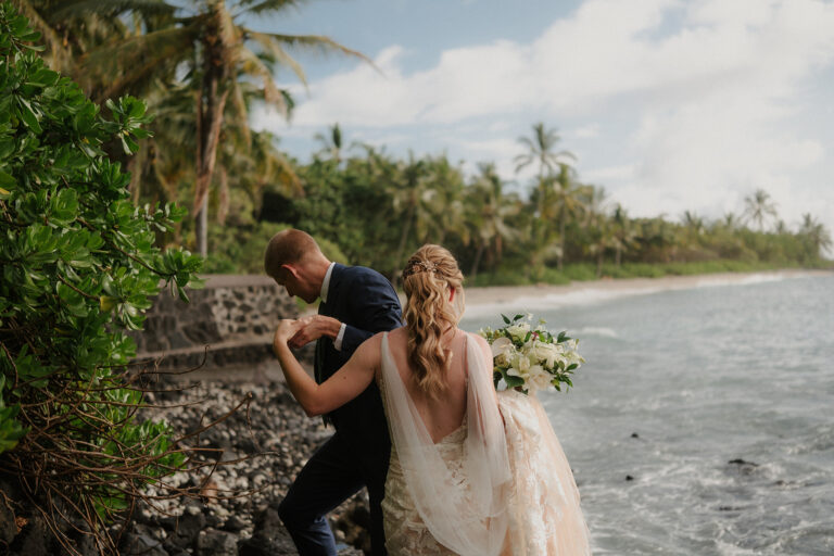 Maui Elopement Packages and Simple Weddings in Hawaii